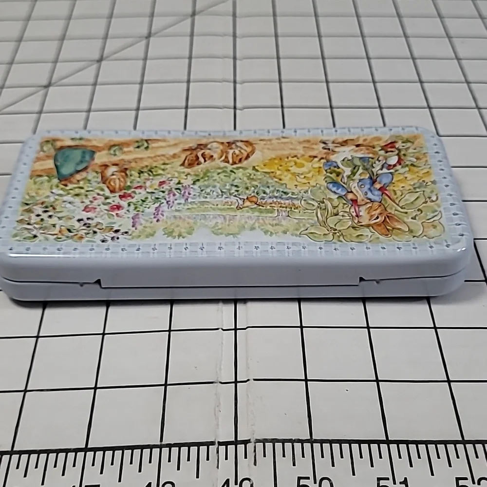Vintage‎ Peter Rabbit Pencil Tin Preloved